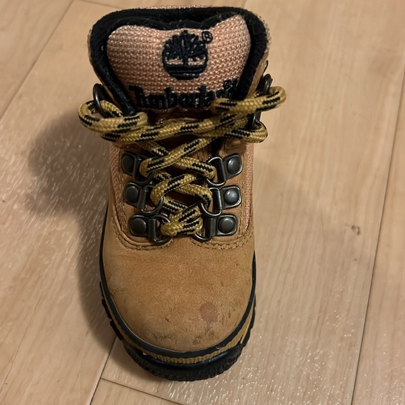 Timberland Authentic Hiker Boys Short-Shaft Boots size 5 - Picture 3 of 9